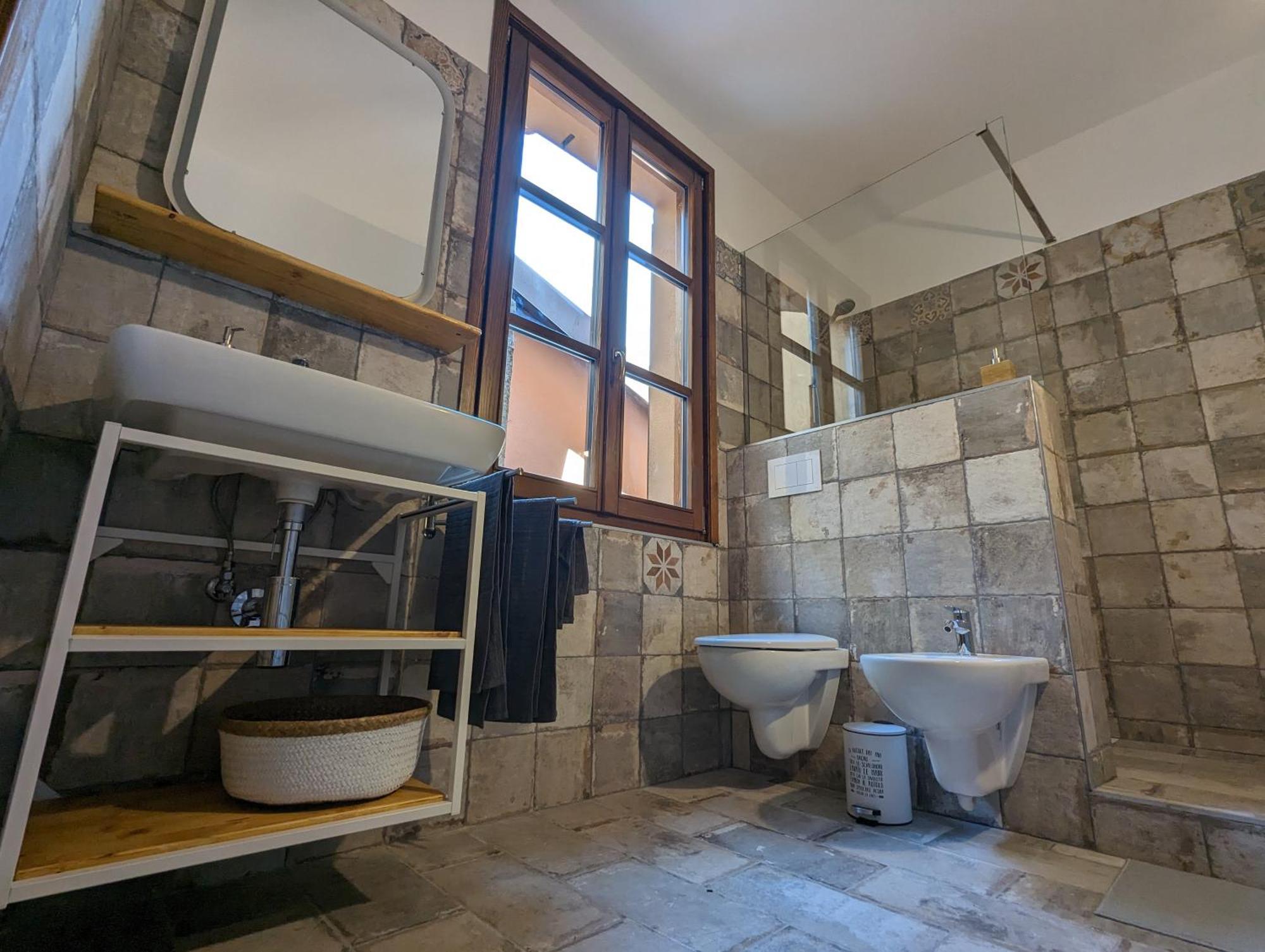 Antica Osteria Apartments Dongo Room photo