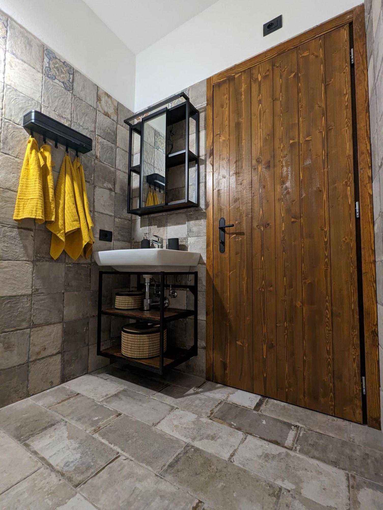 Antica Osteria Apartments Dongo Room photo